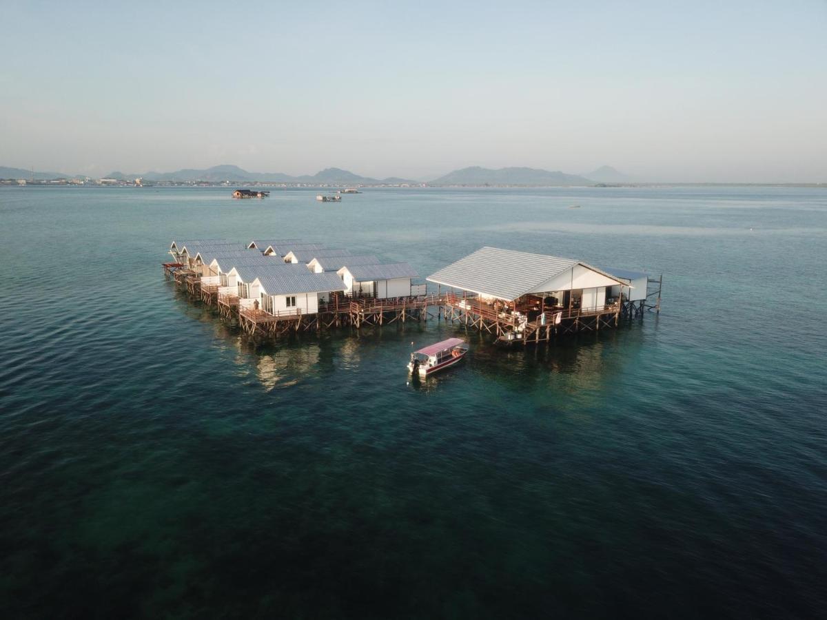 Готель Shun Shun Water Bungalows Семпорна Екстер'єр фото